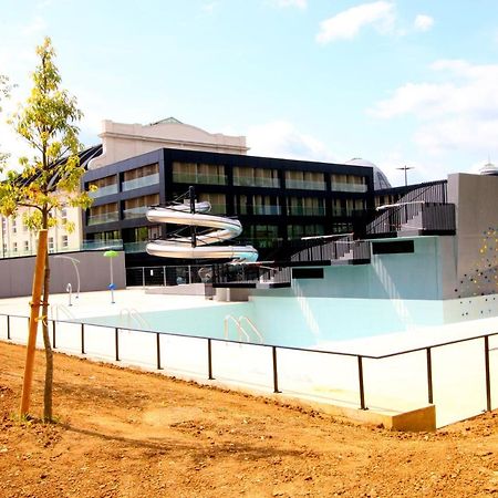 Le Chalet Des Thermes Nancy Exteriör bild